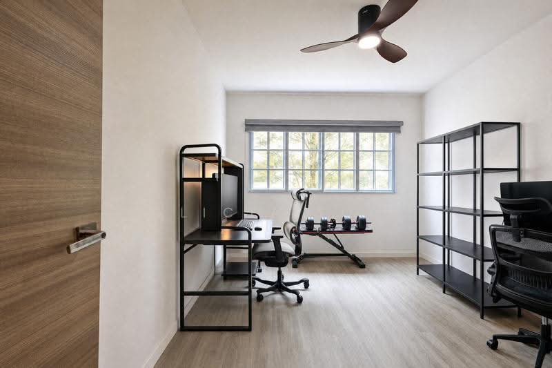 250 Bukit Batok East Avenue 5, 250 Bukit Batok East Avenue 5, Dairy Farm / Bukit Panjang / Choa Chu Kang, 3 Bedrooms, 1,109 sqft, HDB Flat For Sale, by Alicia Soh, 500265274 - Bedroom - PropertyGuru.com.sg