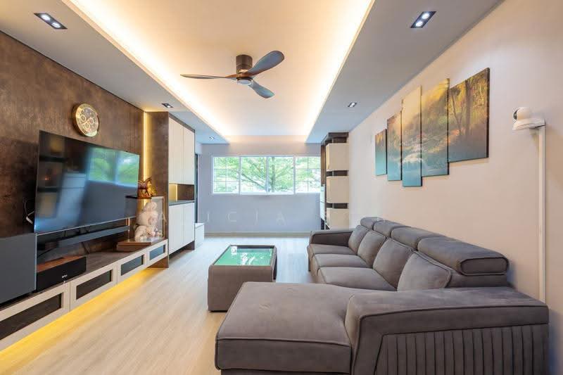 250 Bukit Batok East Avenue 5, 250 Bukit Batok East Avenue 5, Dairy Farm / Bukit Panjang / Choa Chu Kang, 3 Bedrooms, 1,109 sqft, HDB Flat For Sale, by Alicia Soh, 500265274 - Living Room - PropertyGuru.com.sg