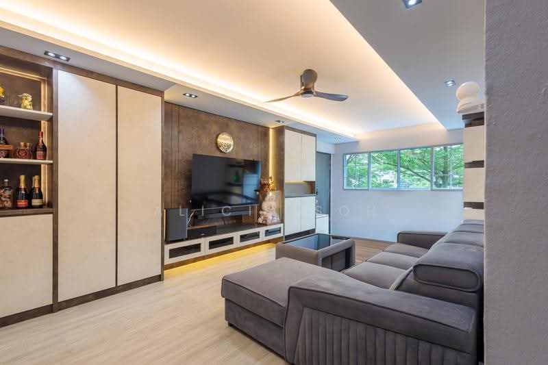 250 Bukit Batok East Avenue 5, 250 Bukit Batok East Avenue 5, Dairy Farm / Bukit Panjang / Choa Chu Kang, 3 Bedrooms, 1,109 sqft, HDB Flat For Sale, by Alicia Soh, 500265274 - Living Room - PropertyGuru.com.sg