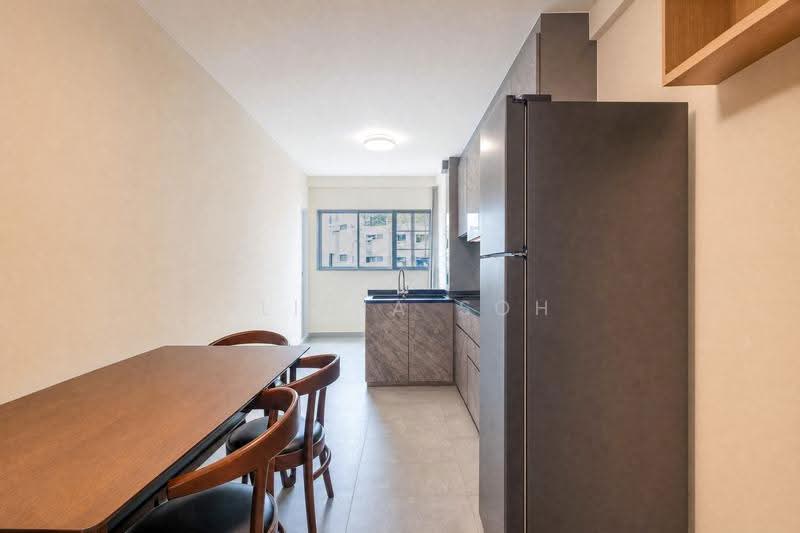 250 Bukit Batok East Avenue 5, 250 Bukit Batok East Avenue 5, Dairy Farm / Bukit Panjang / Choa Chu Kang, 3 Bedrooms, 1,109 sqft, HDB Flat For Sale, by Alicia Soh, 500265274 - Kitchen - PropertyGuru.com.sg