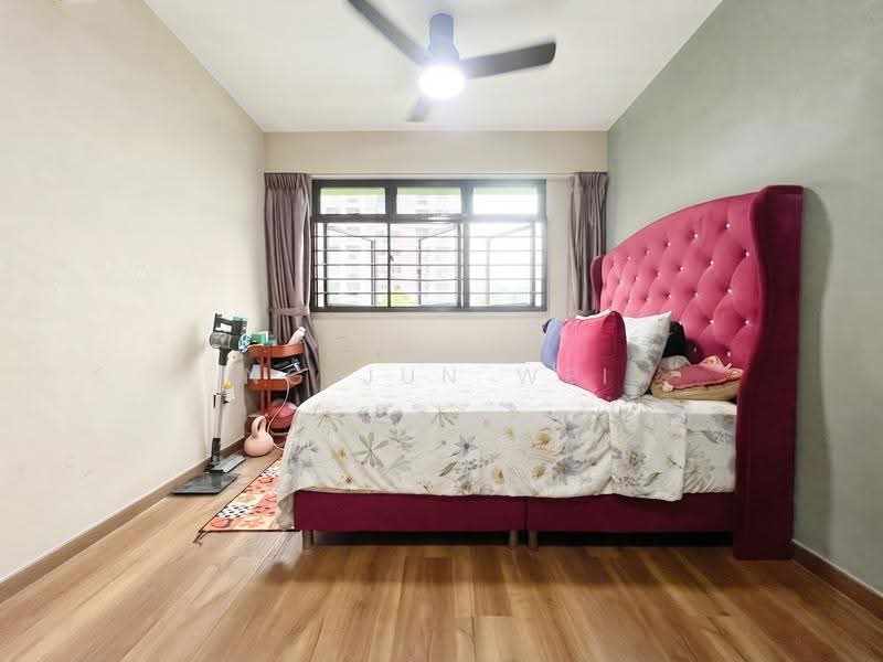799B Woodlands Drive 60, 799B Woodlands Drive 60, Admiralty / Woodlands, 3 Bedrooms, 1,001 sqft, HDB Flat For Sale, by Ng Jun Wei, 500265280 - Bedroom - PropertyGuru.com.sg