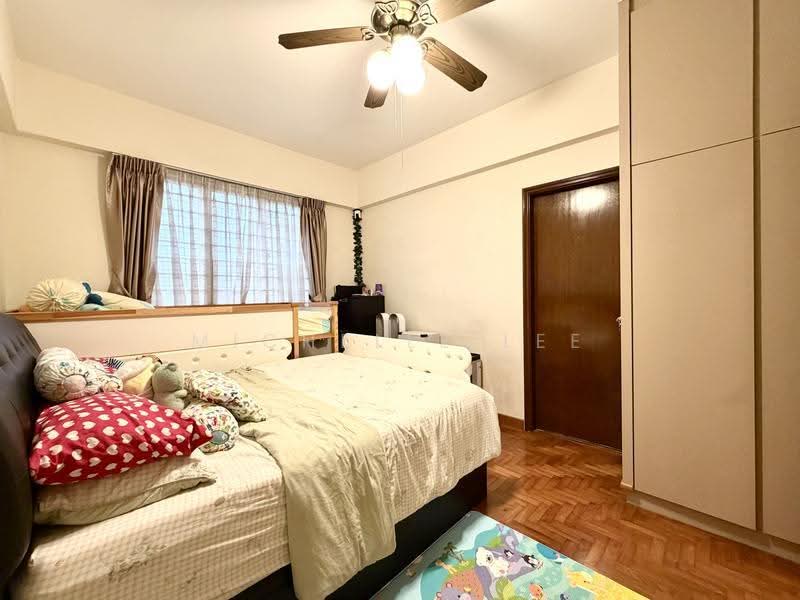 Castle Green, 481 Yio Chu Kang Road, Mandai / Upper Thomson, 2 Bedrooms, 947 sqft, Condominium For Sale, by Michelle Lee, 500265281 - Bedroom - PropertyGuru.com.sg