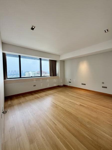 Hana, 8 Tomlinson Road, Tanglin / Holland / Bukit Timah, 4 Bedrooms, 3,531 sqft, Apartment For Rent, by Stanley Tjhai, 500265288 - Master Bedroom - PropertyGuru.com.sg