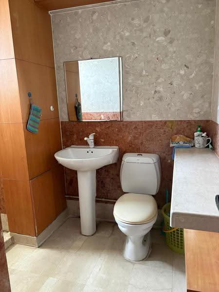 333 Ubi Avenue 1, 333 Ubi Avenue 1, Eunos / Geylang / Paya Lebar, Room Rental, 200 sqft, HDB Flat For Rent, by Jem Yang, 500265295 - Bathroom - PropertyGuru.com.sg