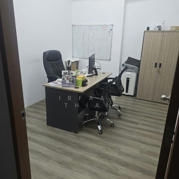 Ubiplex 1, 3023 3023, Eunos / Geylang / Paya Lebar, 151 sqft, Light Industrial (B1) For Rent, by Irfaan Thian, 500265299 - CommercialGuru.com.sg