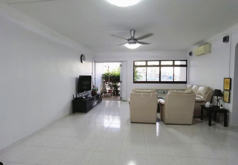 279 Toh Guan Road, 279 Toh Guan Road, Boon Lay / Jurong / Tuas, 3 Bedrooms, 1,302 sqft, HDB Flat For Sale, by James Li, 500265314 - Living Room - PropertyGuru.com.sg