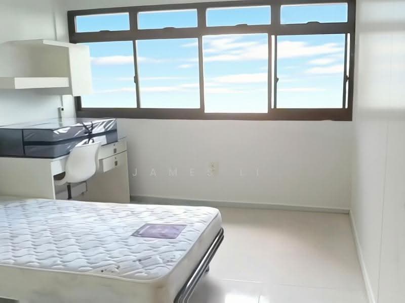 279 Toh Guan Road, 279 Toh Guan Road, Boon Lay / Jurong / Tuas, 3 Bedrooms, 1,302 sqft, HDB Flat For Sale, by James Li, 500265314 - Bedroom - PropertyGuru.com.sg