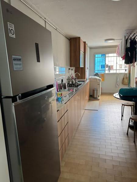 304 Bukit Batok Street 31, 304 Bukit Batok Street 31, Dairy Farm / Bukit Panjang / Choa Chu Kang, 3 Bedrooms, 1,001 sqft, HDB Flat For Rent, by Zurina Jupri, 500265317 - Kitchen - PropertyGuru.com.sg
