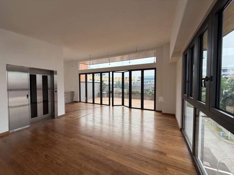 Brand New with Lift and Pool, huge for multi-generatioins, Near to Kovan MRT - call 8130 3636 to view!, Hougang / Punggol / Sengkang, 7 Bedrooms, 9,000 sqft, Corner Terrace For Sale, by Kim Yan 金燕, 500265321 - Interior - PropertyGuru.com.sg