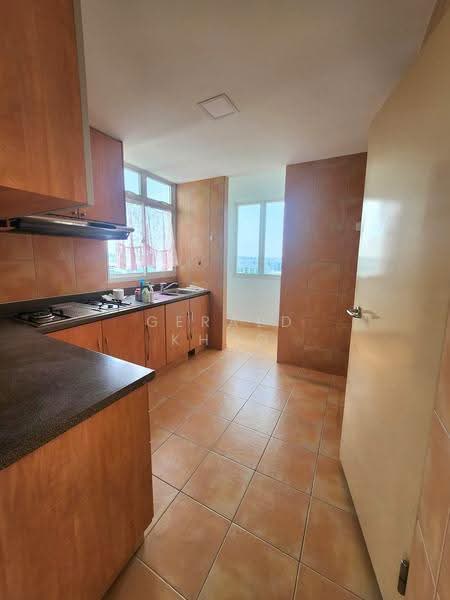 Casablanca, 25 Rosewood Drive, Admiralty / Woodlands, 2 Bedrooms, 926 sqft, Condominium For Sale, by Gerald Khoo, 500265324 - Kitchen - PropertyGuru.com.sg