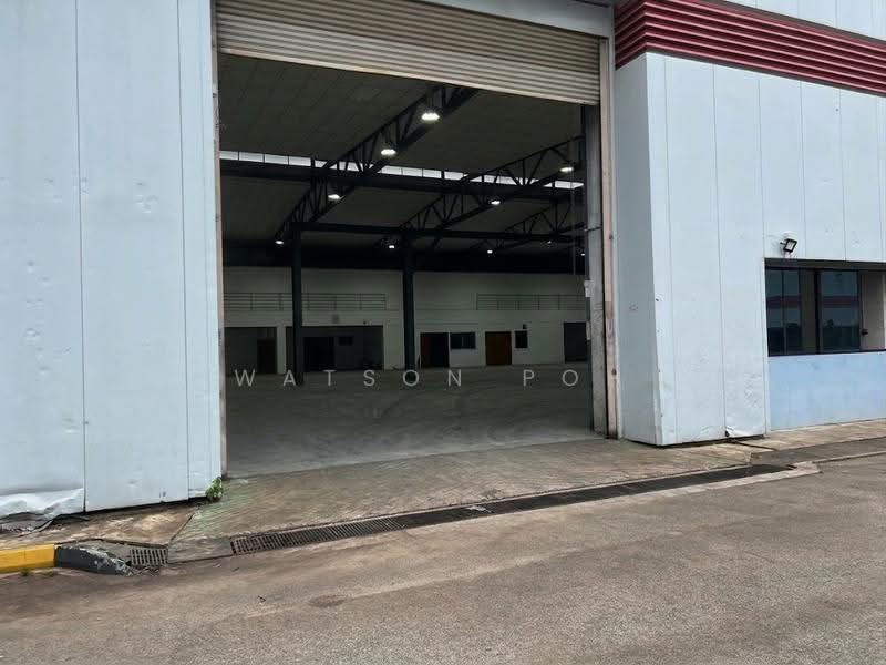 Ground floor factory at Senoko, Senoko, Admiralty / Woodlands, 11,500 sqft, Factory / Workshop (B2) For Rent, by Watson Poh, 500265334 - Exterior - CommercialGuru.com.sg