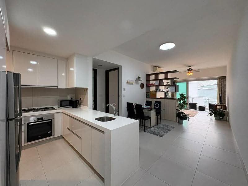 The Rochester Residences, 33 Rochester Drive, Buona Vista / West Coast / Clementi New Town, 1 Bedroom, 872 sqft, Apartment For Sale, by Eric Yeo, 500265345 - Kitchen - PropertyGuru.com.sg