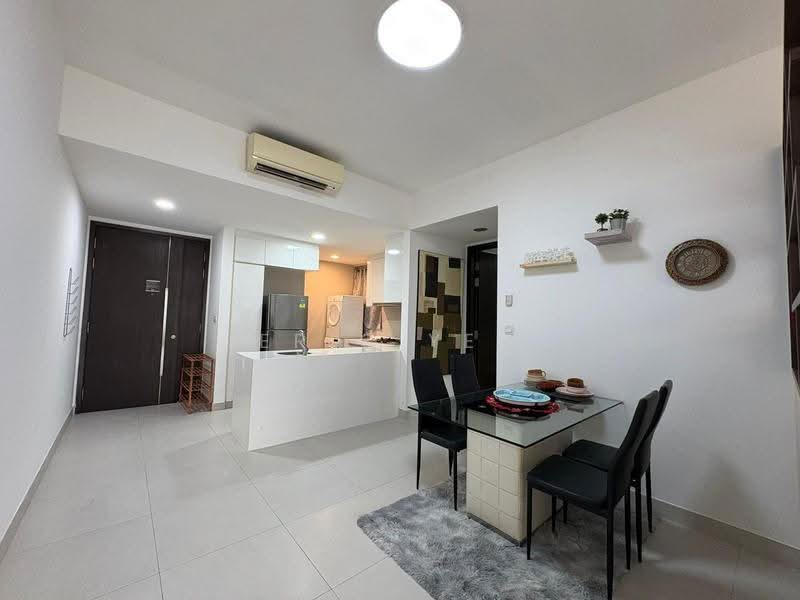 The Rochester Residences, 33 Rochester Drive, Buona Vista / West Coast / Clementi New Town, 1 Bedroom, 872 sqft, Apartment For Sale, by Eric Yeo, 500265345 - Kitchen - PropertyGuru.com.sg