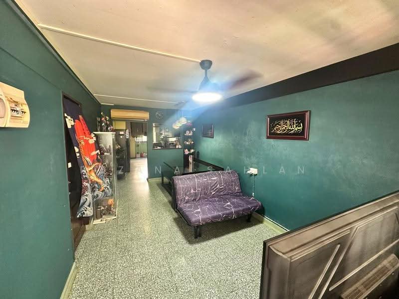 153 Mei Ling Street, 153 Mei Ling Street, Alexandra / Commonwealth, 2 Bedrooms, 720 sqft, HDB Flat For Sale, by Rozana Sahlan, 500265351 - Living Room - PropertyGuru.com.sg