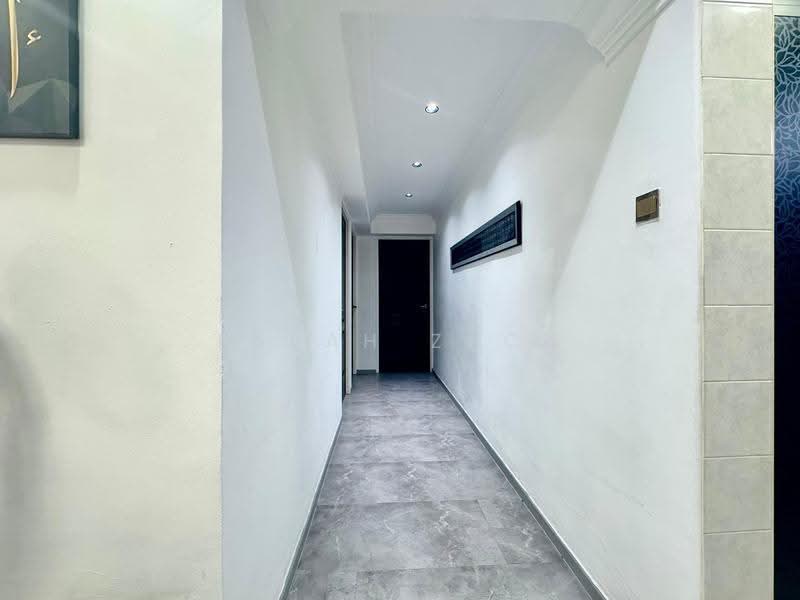 298B Compassvale Street, 298B Compassvale Street, Hougang / Punggol / Sengkang, 3 Bedrooms, 1,012 sqft, HDB Flat For Sale, by Farah Zack, 500265357 - PropertyGuru.com.sg
