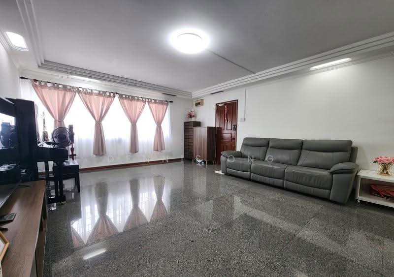 211 Bukit Batok Street 21, 211 Bukit Batok Street 21, Dairy Farm / Bukit Panjang / Choa Chu Kang, 3 Bedrooms, 1,119 sqft, HDB Flat For Sale, by Dennis Ong, 500265385 - Living Room - PropertyGuru.com.sg