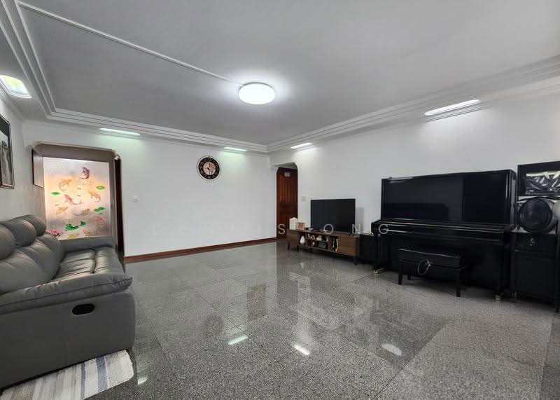 211 Bukit Batok Street 21, 211 Bukit Batok Street 21, Dairy Farm / Bukit Panjang / Choa Chu Kang, 3 Bedrooms, 1,119 sqft, HDB Flat For Sale, by Dennis Ong, 500265385 - Living Room - PropertyGuru.com.sg