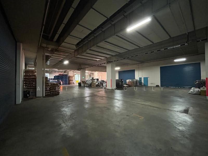 Tuas Ramp Up Investment Unit, Boon Lay / Jurong / Tuas, 1,800 sqft, Factory / Workshop (B2) For Sale, by Ayrton McCully, 500265406 - Interior - CommercialGuru.com.sg