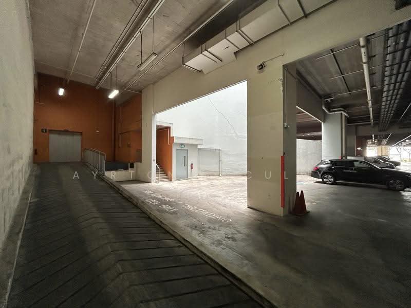 Tuas Ramp Up Investment Unit, Boon Lay / Jurong / Tuas, 1,800 sqft, Factory / Workshop (B2) For Sale, by Ayrton McCully, 500265406 - Car Park - CommercialGuru.com.sg