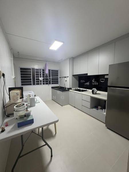 602 Ang Mo Kio Avenue 5, 602 Ang Mo Kio Avenue 5, Ang Mo Kio / Bishan / Thomson, Room Rental, 200 sqft, HDB Flat For Rent, by Sher Gao Ting Yu, 500265410 - Kitchen - PropertyGuru.com.sg