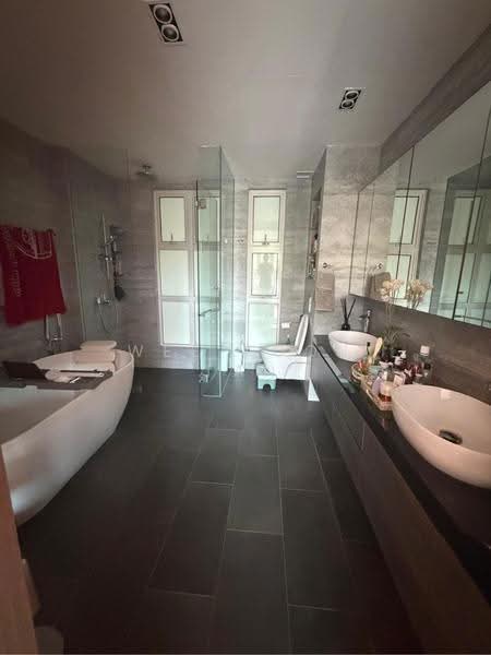 MIMOSA TERRACE, Mimosa Drive, Seletar / Yio Chu Kang, 4 Bedrooms, 3,100 sqft, Terraced House For Sale, by Wee Koon Tan, 500265414 - PropertyGuru.com.sg