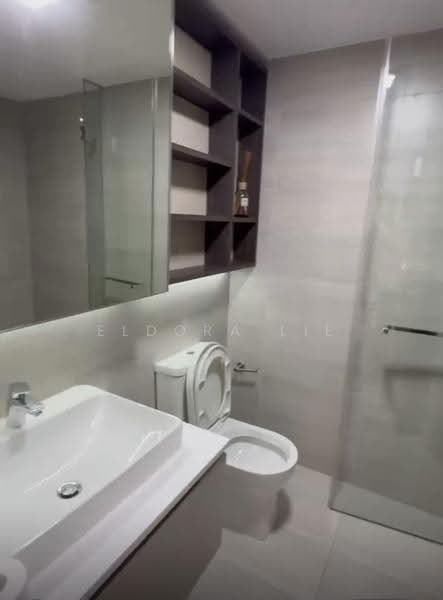 Lake Grande, 8 Jurong Lake Link, Boon Lay / Jurong / Tuas, 2 Bedrooms, 775 sqft, Condominium For Rent, by Eldora Lie, 500265419 - Bathroom - PropertyGuru.com.sg