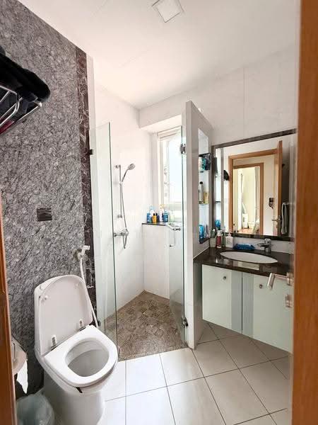 Goldenhill Park Condo, 60 Mei Hwan Drive, Ang Mo Kio / Bishan / Thomson, 3 Bedrooms, 1,830 sqft, Condominium For Rent, by Justin Ng, 500265467 - Bathroom - PropertyGuru.com.sg