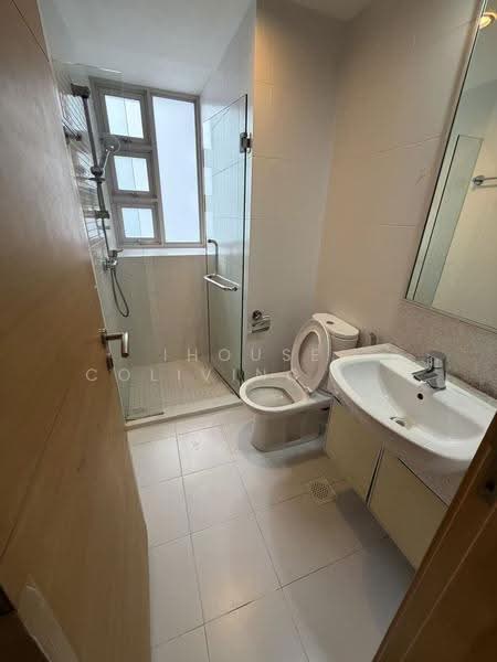 Le Crescendo, 233 Paya Lebar Road, Eunos / Geylang / Paya Lebar, Room Rental, 100 sqft, Condominium For Rent, by ling, 500265474 - Bathroom - PropertyGuru.com.sg