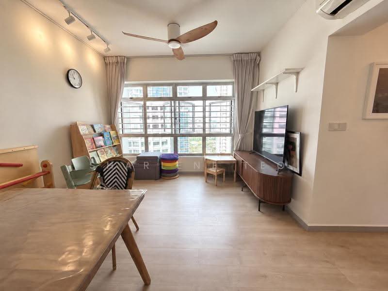307C Ang Mo Kio Avenue 1, 307C Ang Mo Kio Avenue 1, Ang Mo Kio / Bishan / Thomson, 2 Bedrooms, 753 sqft, HDB Flat For Sale, by Sharlene Teo, 500265484 - Living Room - PropertyGuru.com.sg