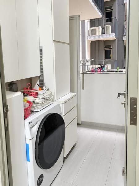 Sol Acres, 8 Choa Chu Kang Grove, Dairy Farm / Bukit Panjang / Choa Chu Kang, 3 Bedrooms, 1,098 sqft, Condominium For Sale, by Alexander Au, 500265500 - Balcony - PropertyGuru.com.sg