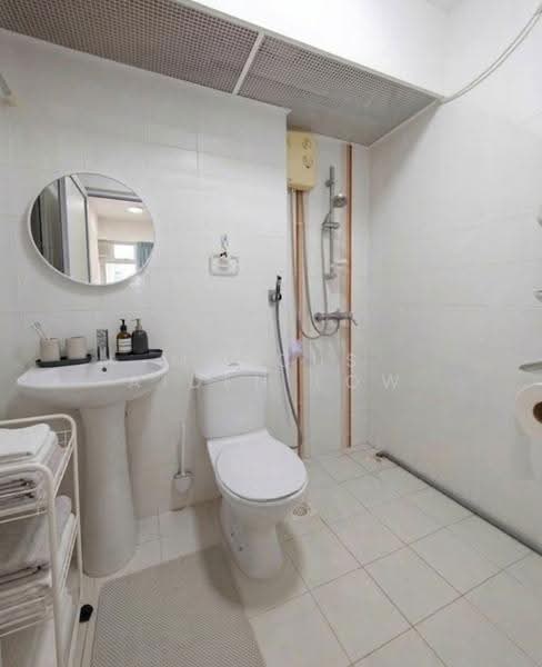 471B Upper Serangoon Crescent, 471B Upper Serangoon Crescent, Hougang / Punggol / Sengkang, 3 Bedrooms, 990 sqft, HDB Flat For Sale, by Marcus Aiden Low, 500265502 - Bathroom - PropertyGuru.com.sg