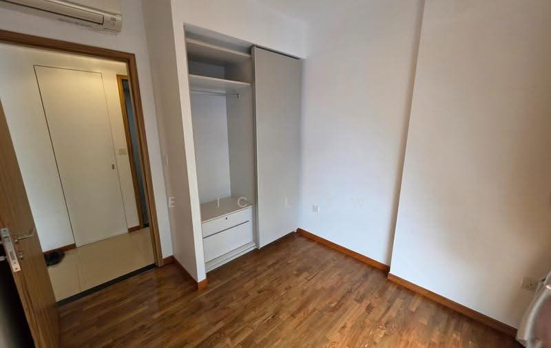 FLO Residence, 5 Punggol Field Walk, Hougang / Punggol / Sengkang, 3 Bedrooms, 1,012 sqft, Condominium For Sale, by Eric Liew, 500265514 - Bedroom - PropertyGuru.com.sg