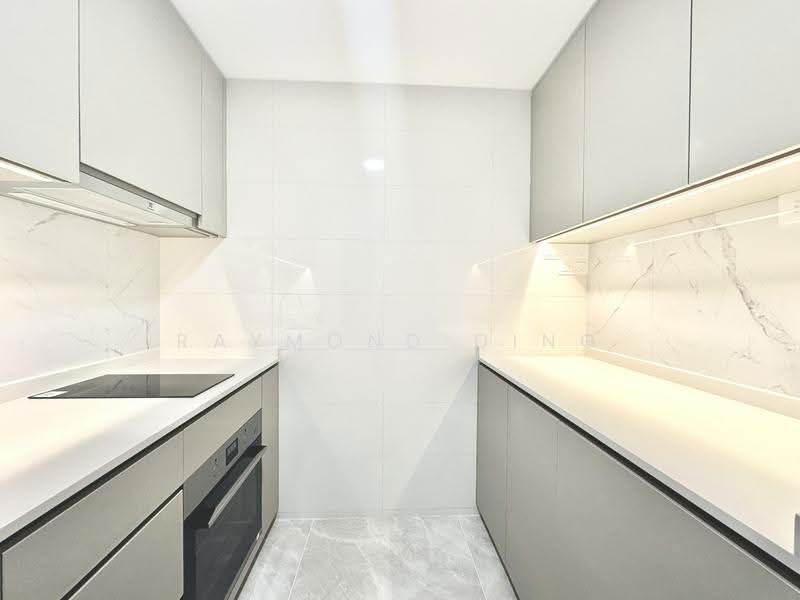 Pinetree Hill, 30 Pine Grove, Clementi Park / Upper Bukit Timah, 2 Bedrooms, 700 sqft, Condominium For Rent, by Raymond Ding, 500265520 - Kitchen - PropertyGuru.com.sg