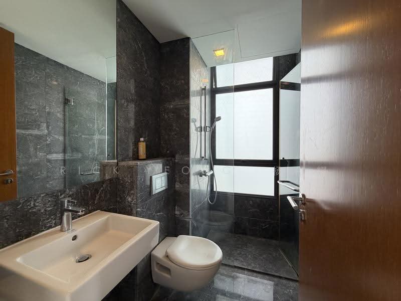 Skypark @ Somerset, 22 Saint Thomas Walk, Orchard / River Valley, 4 Bedrooms, 3,347 sqft, Apartment For Rent, by Rick Yeong 杨祖耀, 500265521 - PropertyGuru.com.sg