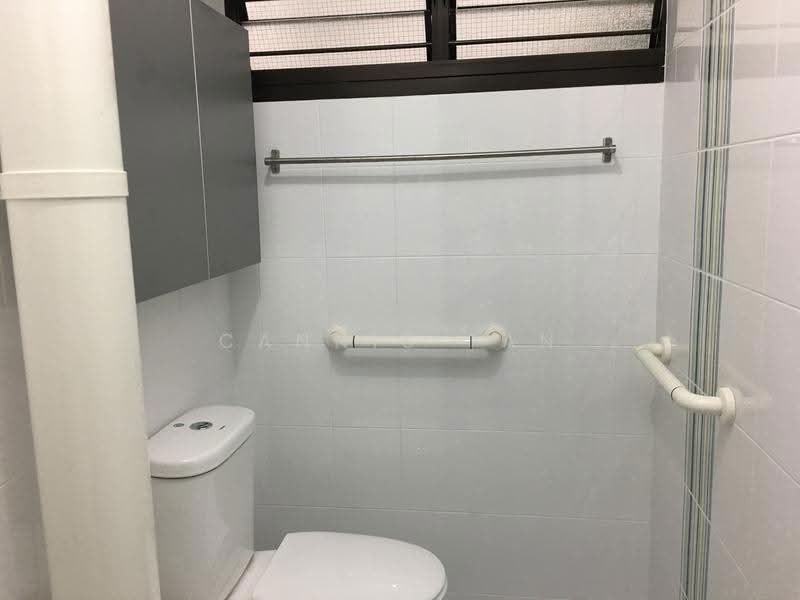 578 Ang Mo Kio Avenue 10, 578 Ang Mo Kio Avenue 10, Ang Mo Kio / Bishan / Thomson, 2 Bedrooms, 872 sqft, HDB Flat For Rent, by Cannis Tan, 500265528 - Bathroom - PropertyGuru.com.sg