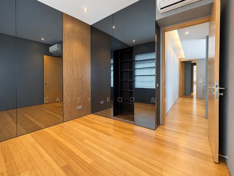 Skypark @ Somerset, 22 Saint Thomas Walk, Orchard / River Valley, 4 Bedrooms, 3,347 sqft, Apartment For Rent, by Casey Koo 古家进, 500265529 - Bedroom - PropertyGuru.com.sg