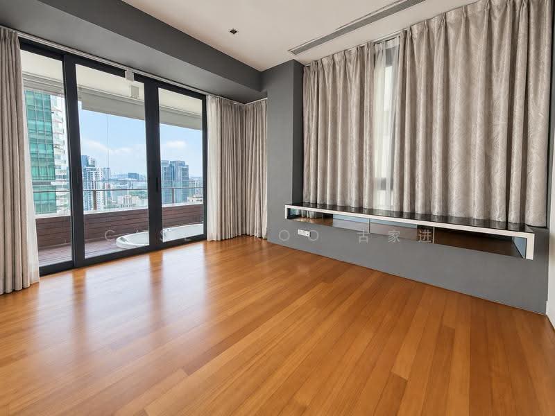 Skypark @ Somerset, 22 Saint Thomas Walk, Orchard / River Valley, 4 Bedrooms, 3,347 sqft, Apartment For Rent, by Casey Koo 古家进, 500265529 - Balcony - PropertyGuru.com.sg