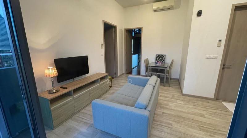 J Gateway, Boon Lay / Jurong / Tuas, 2 Bedrooms, 743 sqft, Condominium For Rent, by A O, 500265542 - PropertyGuru.com.sg
