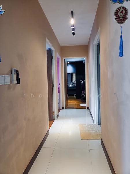 477B Upper Serangoon View, 477B Upper Serangoon View, Hougang / Punggol / Sengkang, 3 Bedrooms, 1,206 sqft, HDB Flat For Sale, by Eddie Leong, 500265567 - Corridor - PropertyGuru.com.sg