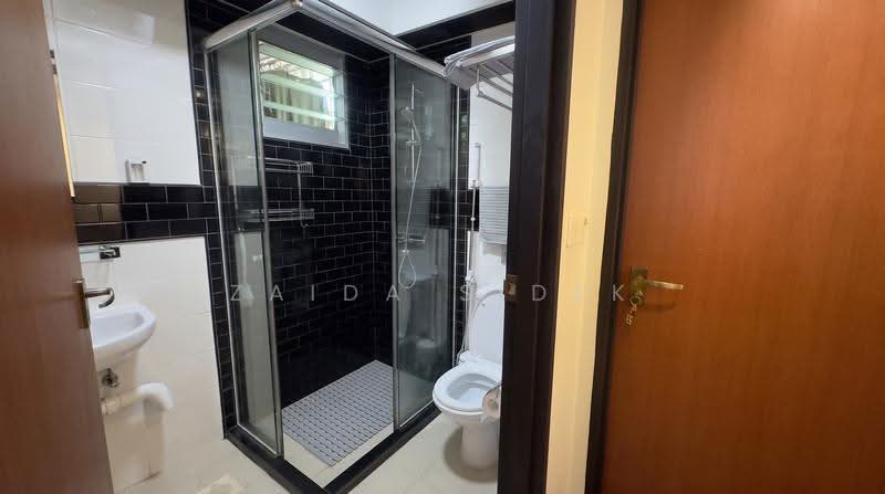 502A Yishun Street 51, 502A Yishun Street 51, Sembawang / Yishun, 3 Bedrooms, 990 sqft, HDB Flat For Sale, by Zaida Sidek, 500265584 - Bathroom - PropertyGuru.com.sg