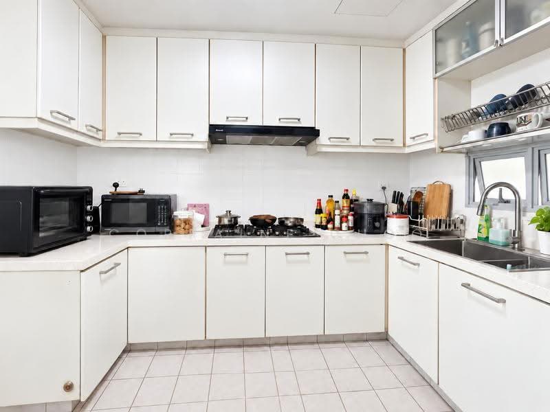 Bishan Loft, 31 Bishan Street 11, Ang Mo Kio / Bishan / Thomson, 4 Bedrooms, 1,464 sqft, Condominium For Sale, by Corraine Choo, 500265587 - Kitchen - PropertyGuru.com.sg