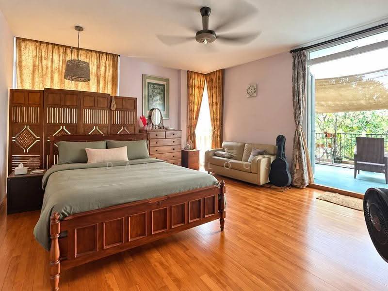 Jalan Jarak, Jalan Jarak, Seletar / Yio Chu Kang, 5 Bedrooms, 3,000 sqft, Semi-Detached House For Sale, by Daryl Lock, 500265590 - PropertyGuru.com.sg