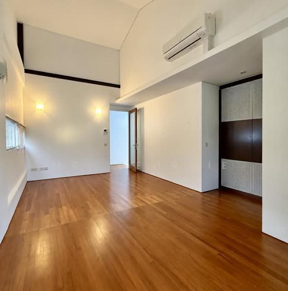 Semi-D Near Beauty World MRT & Nature Reserve, Hindhede Place, Clementi Park, Upper Bukit Timah, Clementi Park / Upper Bukit Timah, 4 Bedrooms, 2,837 sqft, Semi-Detached House For Rent, by Ms. Georgie, 500265591 - Interior - PropertyGuru.com.sg