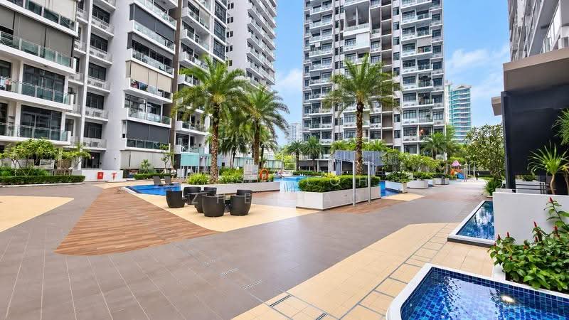 Urban Vista, 4 Tanah Merah Kechil Link, Bedok / Upper East Coast, 2 Bedrooms, 549 sqft, Condominium For Sale, by Jose Loh Zhenhao, 500265592 - Exterior - PropertyGuru.com.sg