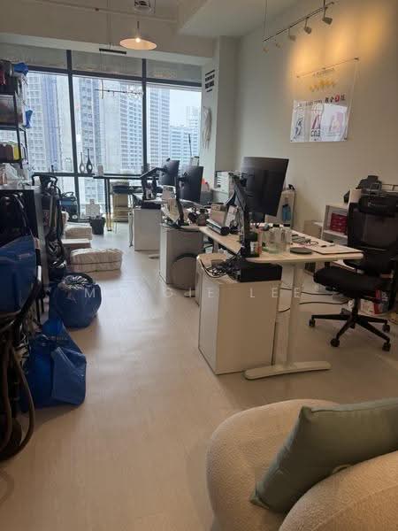 Woods Square, 8 Woodlands Square, Admiralty / Woodlands, 506 sqft, Office For Sale, by Maggie Lee, 500265595 - Study - CommercialGuru.com.sg