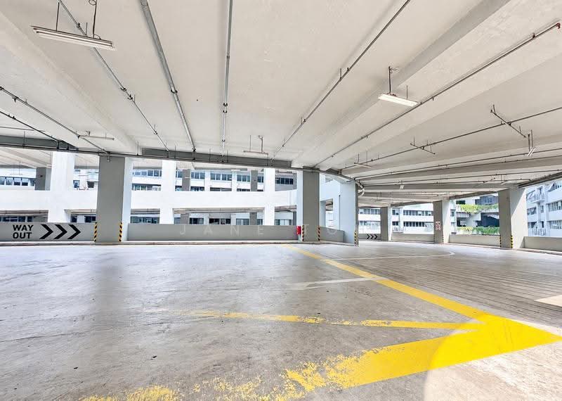 High Ceiling B2 Warehouse / Light Storage Ramp-Up, Kranji, Admiralty / Woodlands, 4,306 sqft, Factory / Workshop (B2) For Rent, by Jane Toh, 500265617 - Car Park - CommercialGuru.com.sg