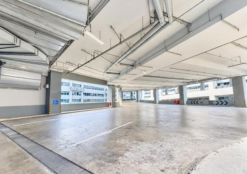 High Ceiling B2 Warehouse / Light Storage Ramp-Up, Kranji, Admiralty / Woodlands, 4,306 sqft, Factory / Workshop (B2) For Rent, by Jane Toh, 500265617 - Car Park - CommercialGuru.com.sg