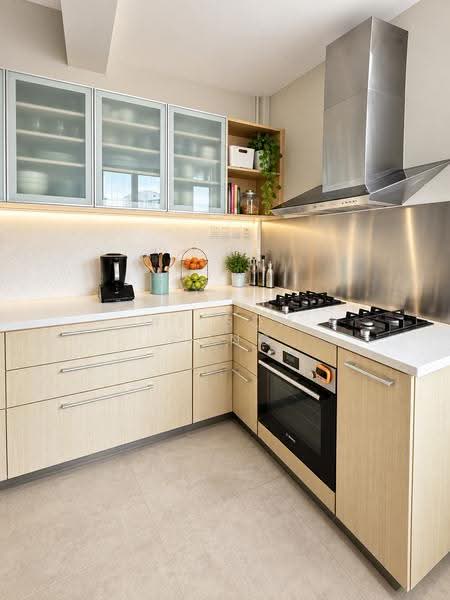 Balmoral Park, 27 Balmoral Park, Tanglin / Holland / Bukit Timah, 3 Bedrooms, 1,798 sqft, Condominium For Rent, by Wilson Wong, 500265624 - Kitchen - PropertyGuru.com.sg