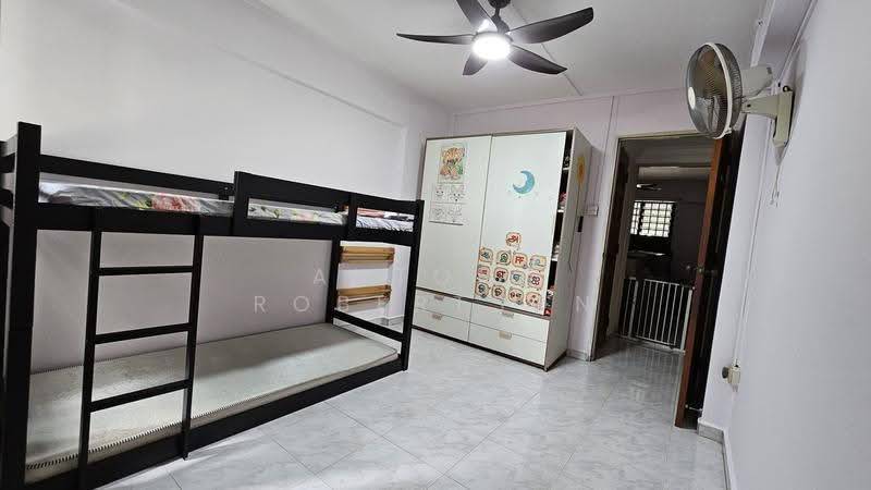 405 Ang Mo Kio Avenue 10, 405 Ang Mo Kio Avenue 10, Ang Mo Kio / Bishan / Thomson, 2 Bedrooms, 721 sqft, HDB Flat For Sale, by Antony Robertson, 500265653 - Bedroom - PropertyGuru.com.sg
