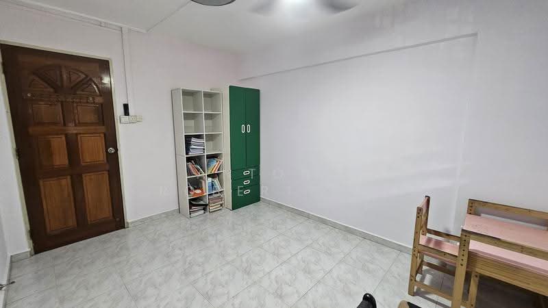 405 Ang Mo Kio Avenue 10, 405 Ang Mo Kio Avenue 10, Ang Mo Kio / Bishan / Thomson, 2 Bedrooms, 721 sqft, HDB Flat For Sale, by Antony Robertson, 500265653 - Study - PropertyGuru.com.sg